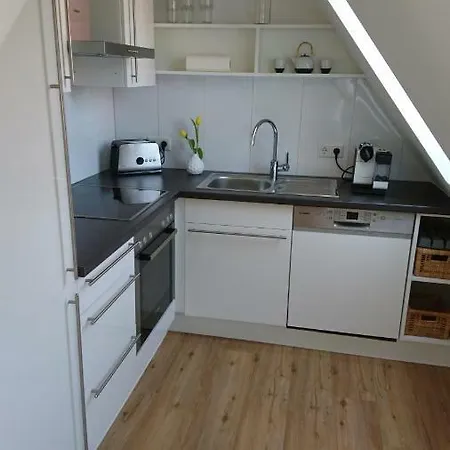 Schickes Dachgeschossloft Апартаменты